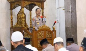 Safari Subuh, Kapolrestabes Makassar Ajak Warga Perkuat Peran Keluarga dan Kamtibmas