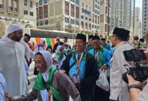 Hampir 6 Ribu Jemaah Haji Indonesia Tiba di Madinah, Diimbau Jaga Kesehatan