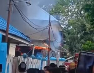 RSUD Syekh Yusuf Gowa Terbakar, Damkar Makassar Dikerahkan ke Gowa