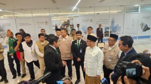Wamenhaj Tinjau Makkah Route di Bandara Sultan Hasanuddin, Ingatkan Jemaah Jaga Kesehatan