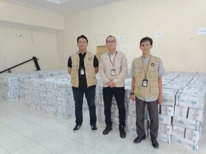 PPIH Embarkasi Makassar Larang Jemaah Bawa Air Zamzam dalam Koper