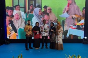 Membanggakan, Desa Pakatto Gowa Raih Penghargaan Desa Matang Pengadaan dari LKPP RI