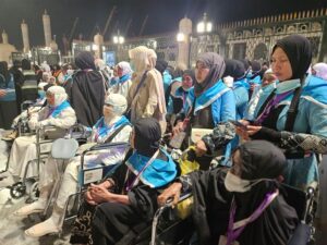 Kemenhaj Perkuat Tata Kelola Layanan Kursi Roda ke Jemaah Haji