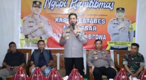 Ngopi Kamtibmas Bareng Kapolrestabes Makassar, Warga Curhat Soal Geng Motor hingga Kemacetan