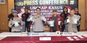Jaringan Sabu Internasional Digulung, Polisi Tangkap 7 Orang dan Sita 6 Kg Sabu