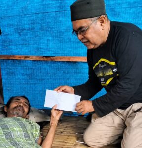 Tiga Tahun Lumpuh dan Tinggal di Gubuk, Dg Sangkala Dapat Bantuan dari Gubernur Andi Sudirman
