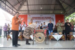 Lepas Petugas Sensus Ekonomi 2026, Bupati Sinjai: Jadilah Pahlawan Data yang Bekerja dengan Integritas