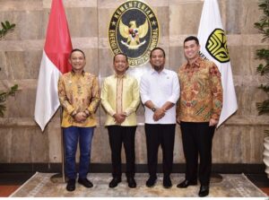 Bertemu Menteri Bahlil, Gubernur Sulsel dan Bupati Selayar Perjuangkan Infrastruktur Energi Kepulauan