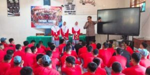 MPLS di SMAN 12 Makassar, Kapolsek Manggala Bekali Siswa Baru Cegah Kekerasan hingga Bullying