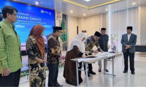 Disaksikan Menag, Ali Yafid Teken Nota Kesepahaman dengan KIP Sulsel