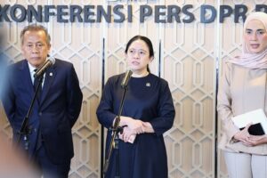 DPR Hormati Putusan MK Soal Kepala Daerah Tetap Dipilih Langsung Rakyat