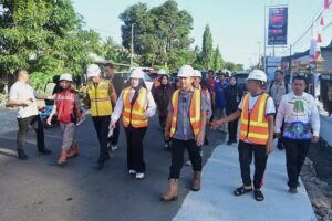 Gubernur Tinjau Progres Ruas Pangkajene-Rappang di Sidrap, Berharap Segera Rampung
