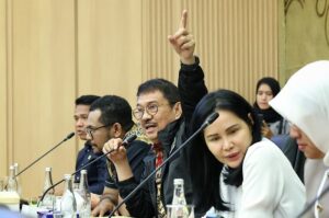 Ridwan Andi Wittiri Dorong Penyediaan Listrik PLTS di Pulau Liukang Bulukumba