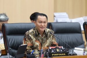 Harga Minyak Fluktuatif, Komisi XII Apresiasi Langkah Cepat Pemerintah Bangun Ekosistem EV