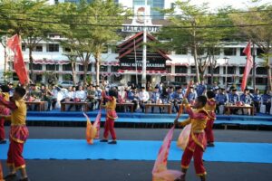 1.157 Peserta dari 38 Provinsi dan 79 Kementerian-Lembaga Ikuti Defile MTQ KORPRI di Makassar