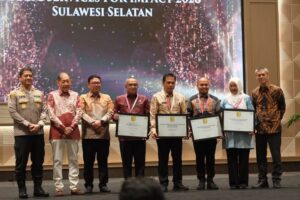 Lontara+ Antarkan Diskominfo Makassar Raih Public Service of the Year Sulsel 2026