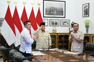 Prabowo Resmikan 3.395 Jembatan-3.000 Sumber Air Bersih yang Dibangun TNI-Polri