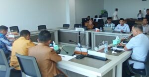 Komisi I DPRD Sulbar dan BKPSDM Bahas Pelayanan Kenaikan Pangkat PNS