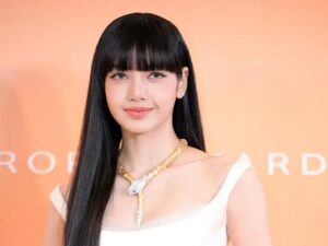 Lisa BLACKPINK Bakal Rilis Album Mini PRESS PLAY dan Single SaWaDiKa