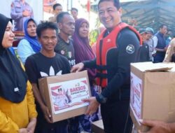 Peringati HUT Polwan, Kapolda Sulsel Pimpin Bakti Sosial di Pulau Barrang Lompo