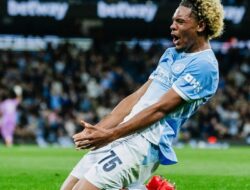 Floyd Samba Cetak Brace, Manchester City Gilas Norwich 5-0 di Piala Liga Inggris