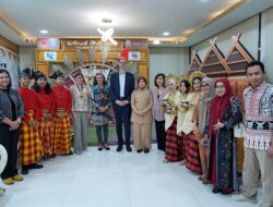 Sambut Dubes di Bandara, Wawali Makassar Aliyah Mustika Ilham Pererat Hubungan Makassar-Swiss