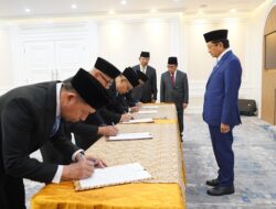 Menteri Agama Lantik Dirjen Pesantren Pertama dan Empat Rektor PTKN