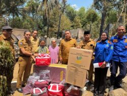 Dinsos Sinjai Salurkan Bantuan untuk Korban Kebakaran di Desa Puncak